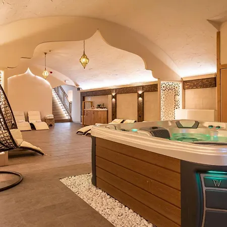 Hotel Oazis Hotel***