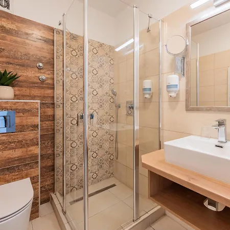 Oázis Hotel*** Szálloda