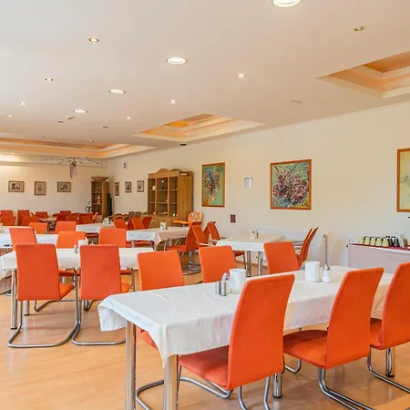 Hotel Oázis Hotel*** 4*