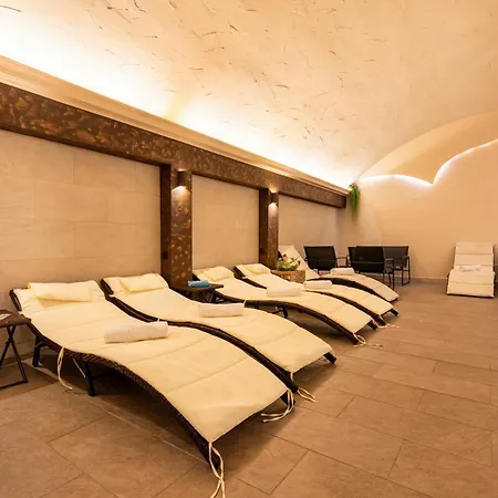 Oázis Hotel*** Szálloda