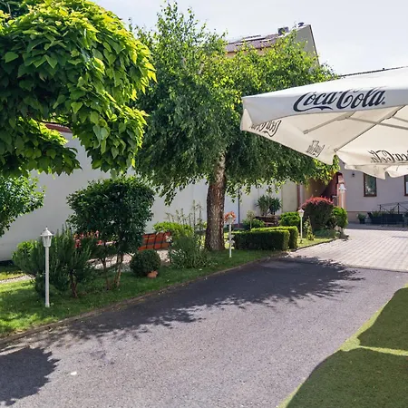 Oázis Hotel*** 4*