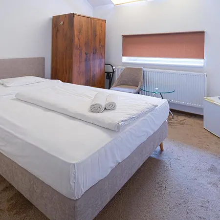 Hotel Oazis Hotel*** 3*