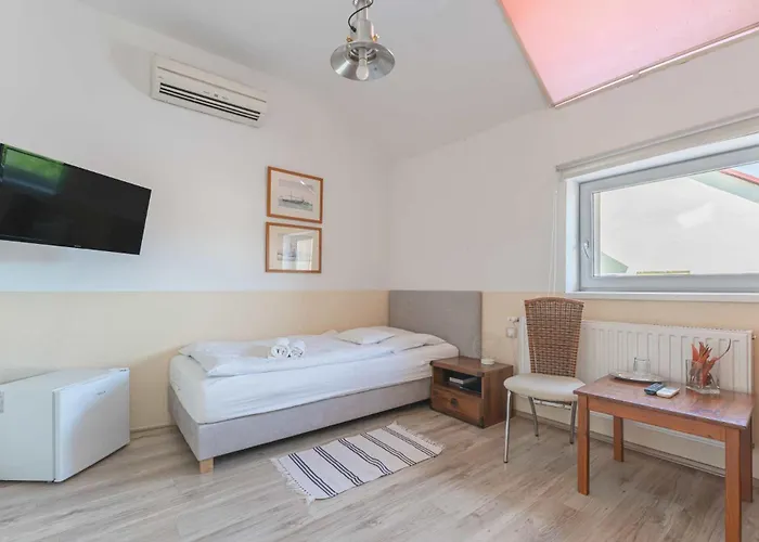 Oazis Hotel*** Отель 3*