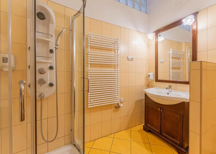 Отель Oazis Hotel*** Надьканижа