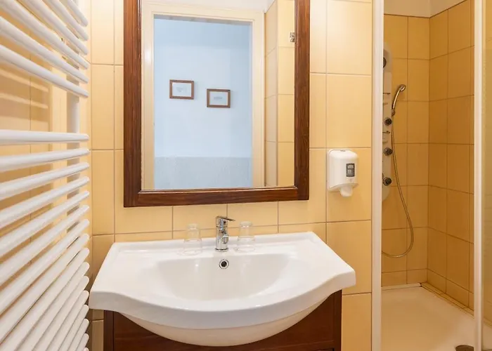 Oazis Hotel*** Надьканижа