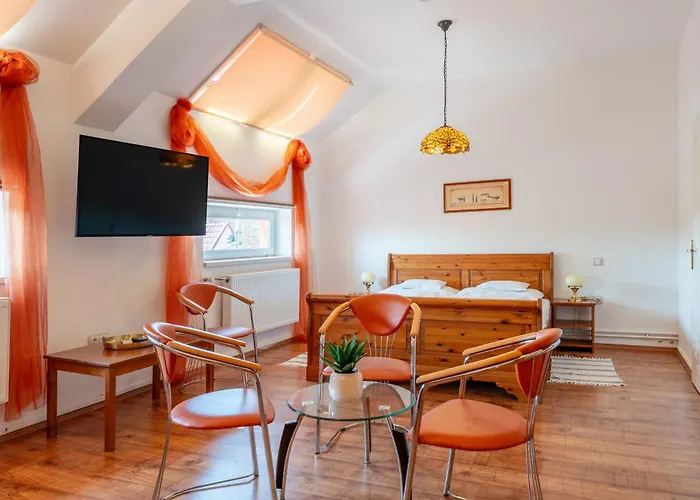 Oázis Hotel*** Hotel