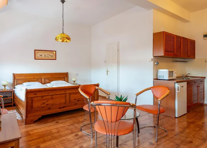 Oázis Hotel*** Hotel 3*