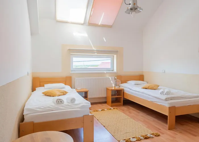 Отель Oazis Hotel***