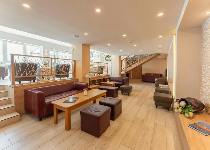 Отель Oazis Hotel*** Надьканижа