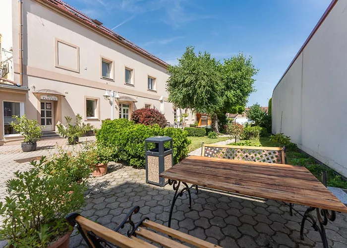 Oázis Hotel*** Hotel