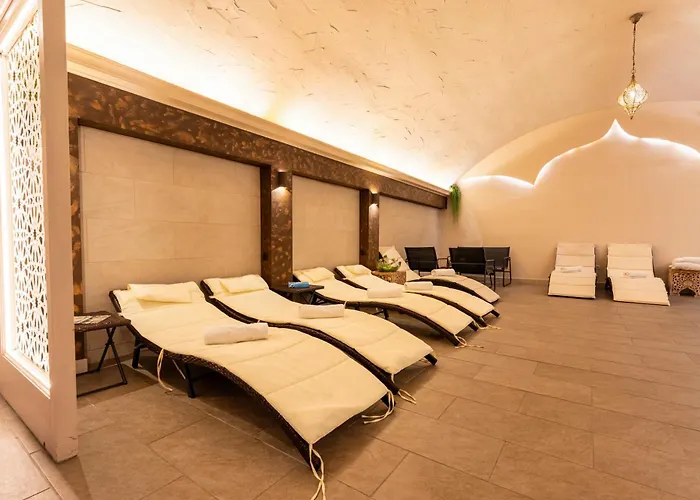 Oazis Hotel*** Отель