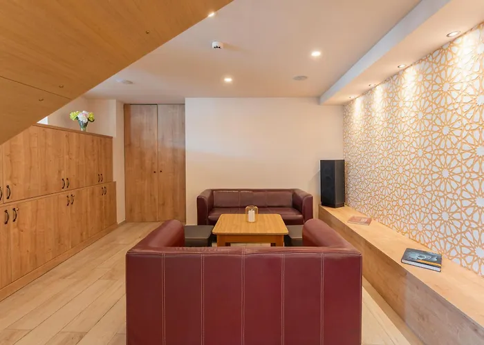 Отель Oazis Hotel***