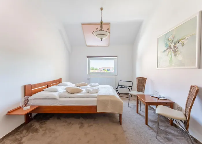 Hotel Oázis Hotel***